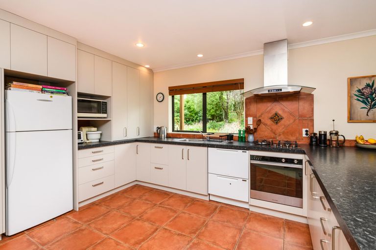 Photo of property in 319 Pahiatua Aokautere Road, Aokautere, Palmerston North, 4471
