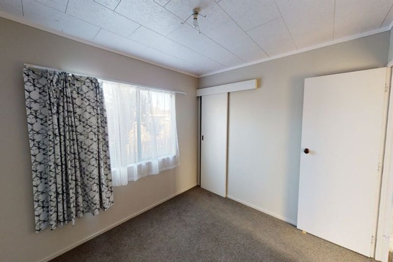 Photo of property in 14 Sheffield Place, Springvale, Whanganui, 4501