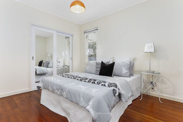 Photo of property in 14 Church Road, Mangere Bridge, Auckland, 2022