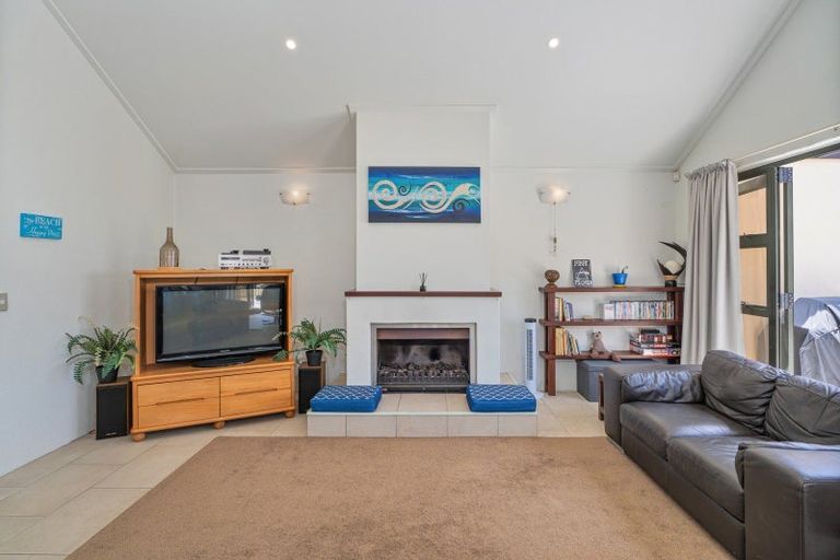 Photo of property in 173b Vista Paku, Pauanui, Hikuai, 3579