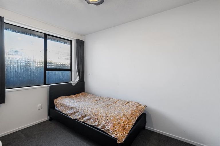 Photo of property in 2/122 Tilford Street, Woolston, Christchurch, 8062