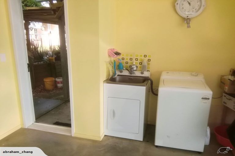 Photo of property in 13 Cooladerry Place, Rosehill, Papakura, 2113