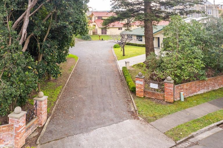 Photo of property in 25 Oakland Avenue, Saint Johns Hill, Whanganui, 4500