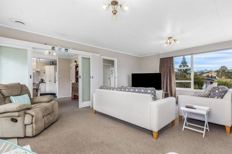 Photo of property in 45 Ayton Drive, Whitby, Porirua, 5024