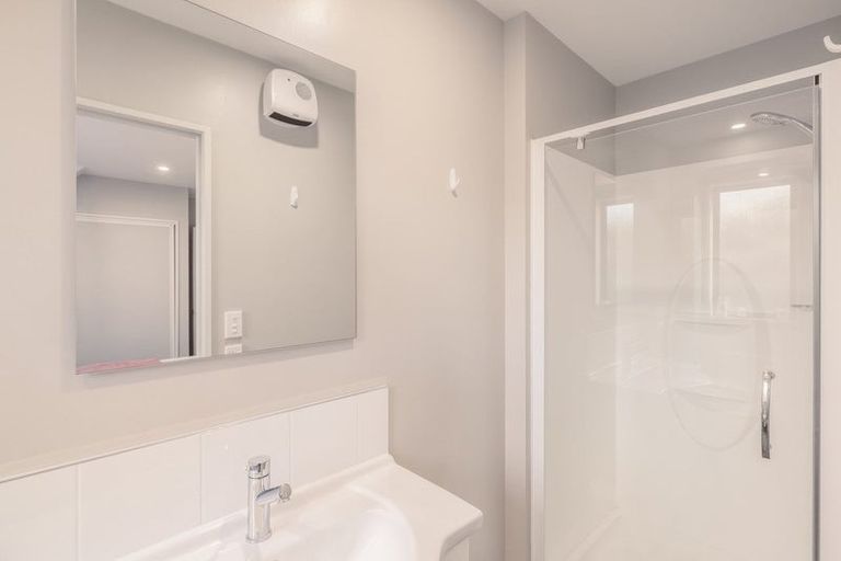 Photo of property in 2/72 Purchas Street, St Albans, Christchurch, 8014