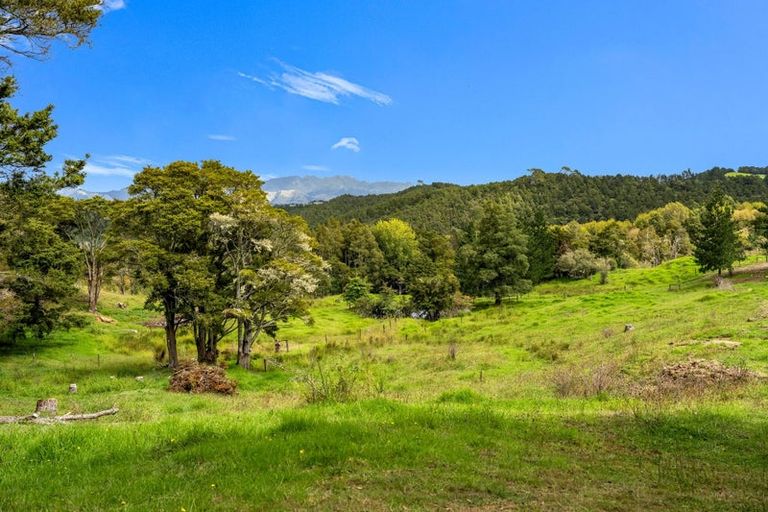 Photo of property in 240 Pukeatua Road, Maungatapere, Whangarei, 0179