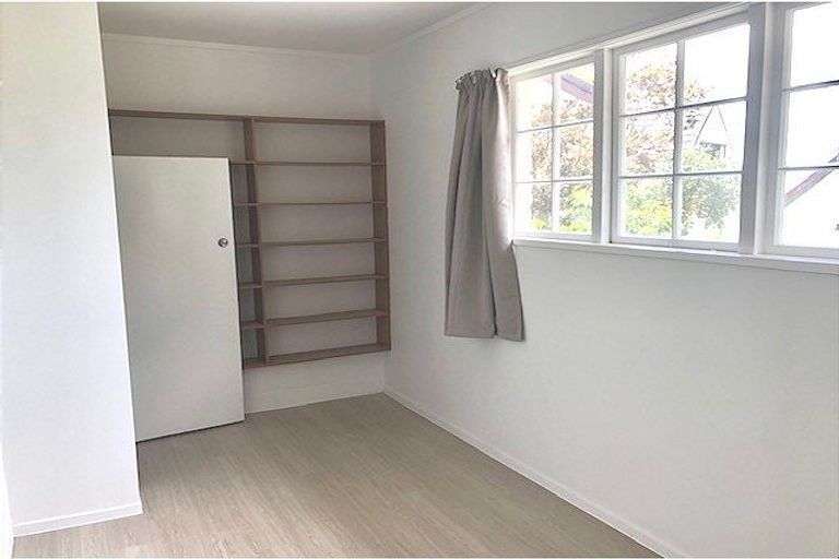 Photo of property in 105a Mountbatten Avenue, Hillcrest, Auckland, 0627