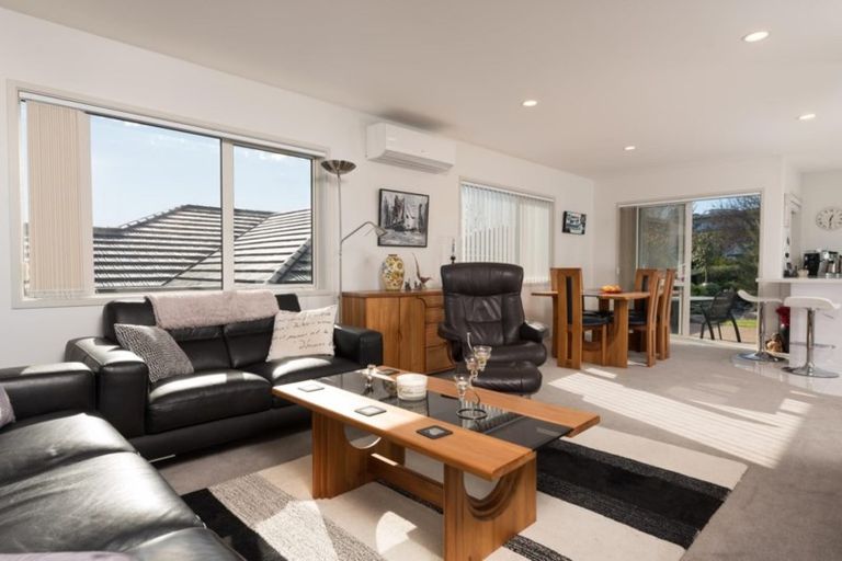 Photo of property in 53 Bridgewater Way, Pyes Pa, Tauranga, 3112