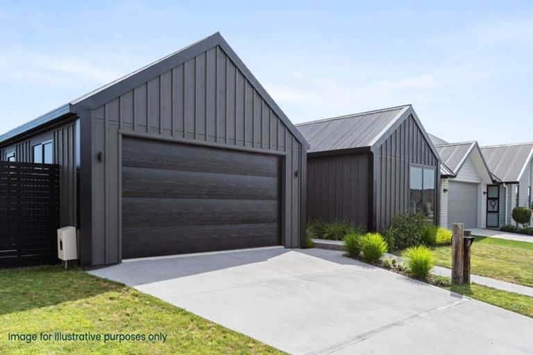 Photo of property in 7 Awarua Road, Pegasus, 7612
