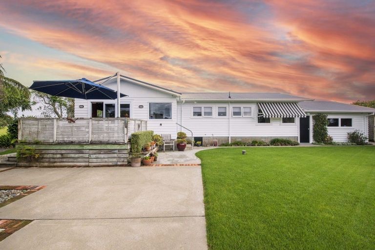 Photo of property in 147 Koputaroa Road, Levin, 5575