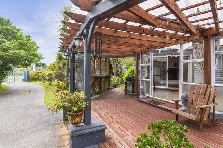 Photo of property in 13 Te Horo Beach Road, Te Horo, Otaki, 5581
