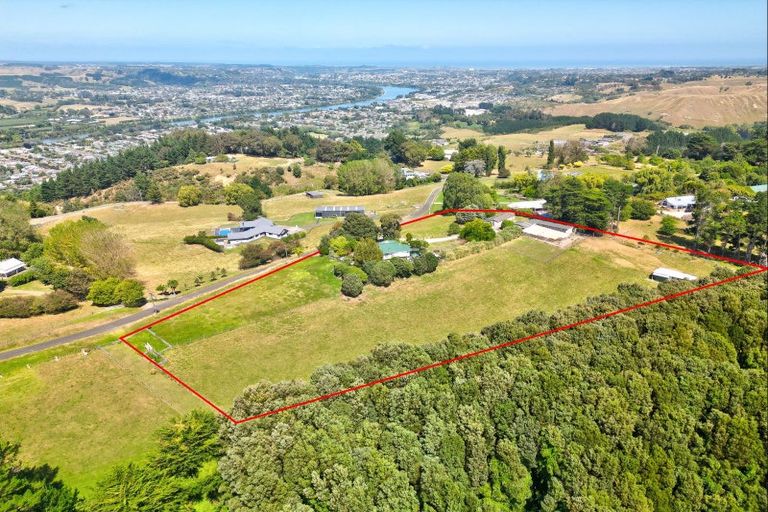 Photo of property in 207 Roberts Avenue, Aramoho, Whanganui, 4584