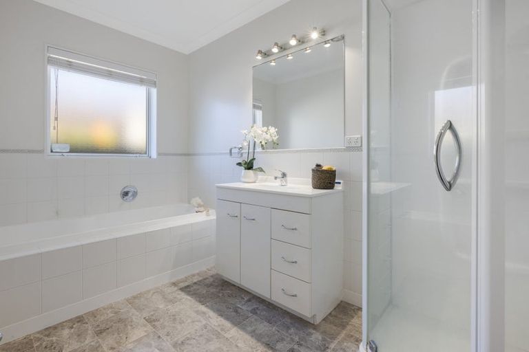 Photo of property in 11 Monticello Key, Papamoa Beach, Papamoa, 3118