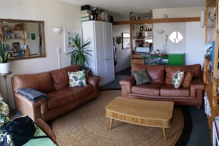 Photo of property in Melksham Towers, 401/131 Brougham Street, Mount Victoria, Wellington, 6011