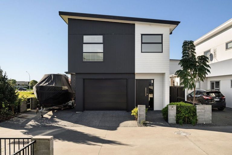 Photo of property in 6 Taniko Lane, Papamoa, 3118