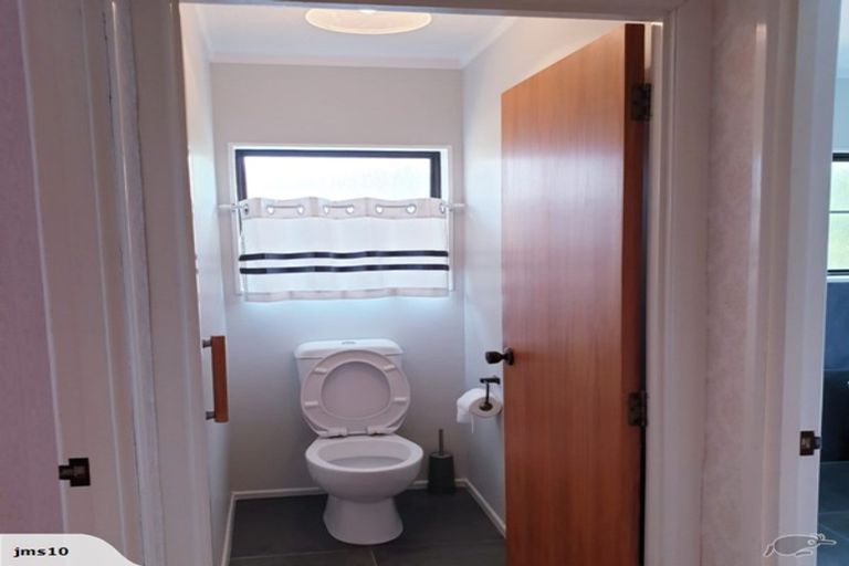 Photo of property in 2/87 Cook Street, Howick, Auckland, 2014