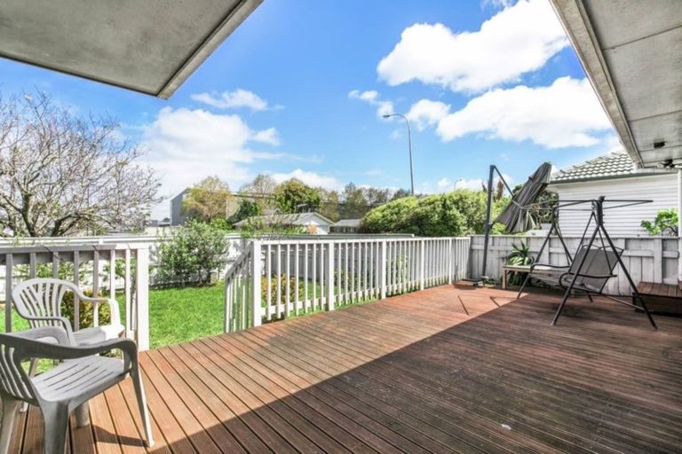 Photo of property in 18 Carbine Road, Mount Wellington, Auckland, 1060