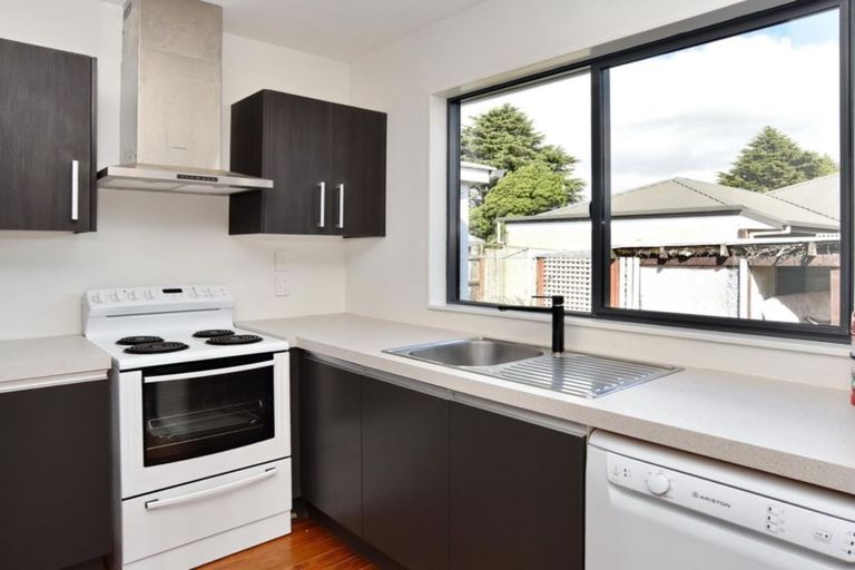 Photo of property in 32 Amyes Road, Hornby, Christchurch, 8042