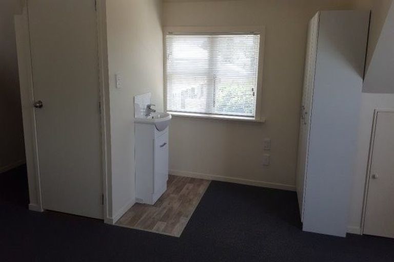 Photo of property in 17 Donald Street, Regent, Whangarei, 0112
