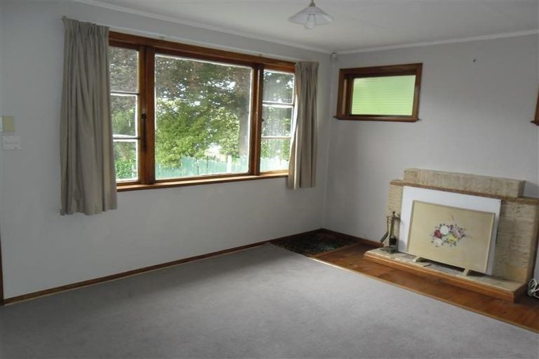 Photo of property in 1/27 Pharazyn Street, Melling, Lower Hutt, 5010