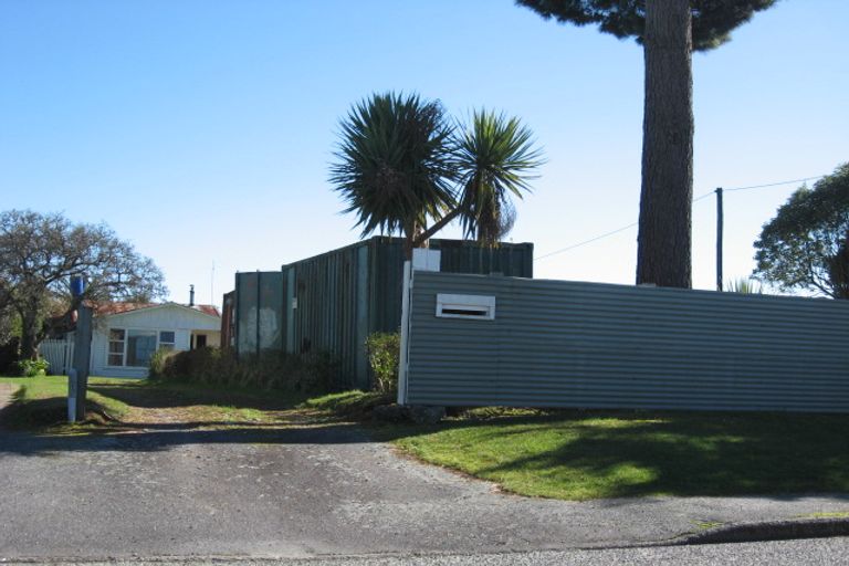 Photo of property in 119 Hoffman Street, Hokitika, 7810