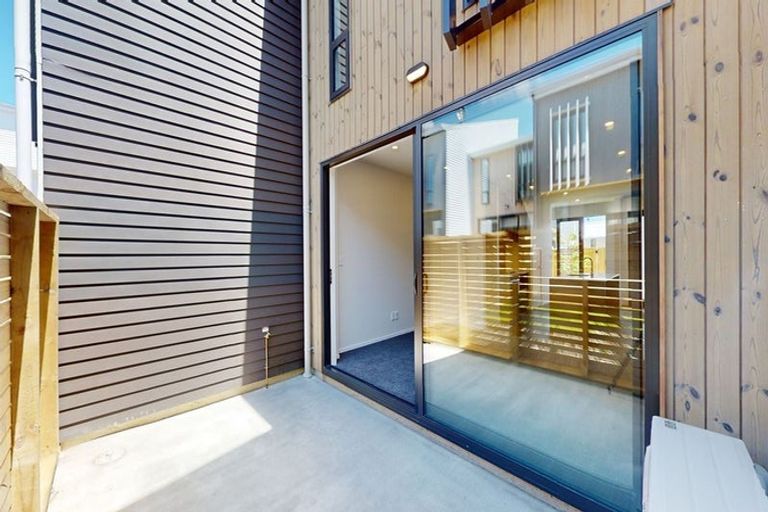 Photo of property in 12 Houhere Street, Paraparaumu, 5032