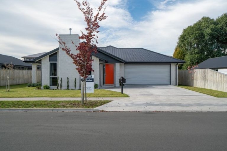 Photo of property in 6 Huka Heights Drive, Rangatira Park, Taupo, 3330