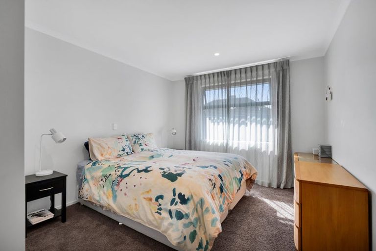 Photo of property in 8 Clinton Street, Fitzroy, New Plymouth, 4312