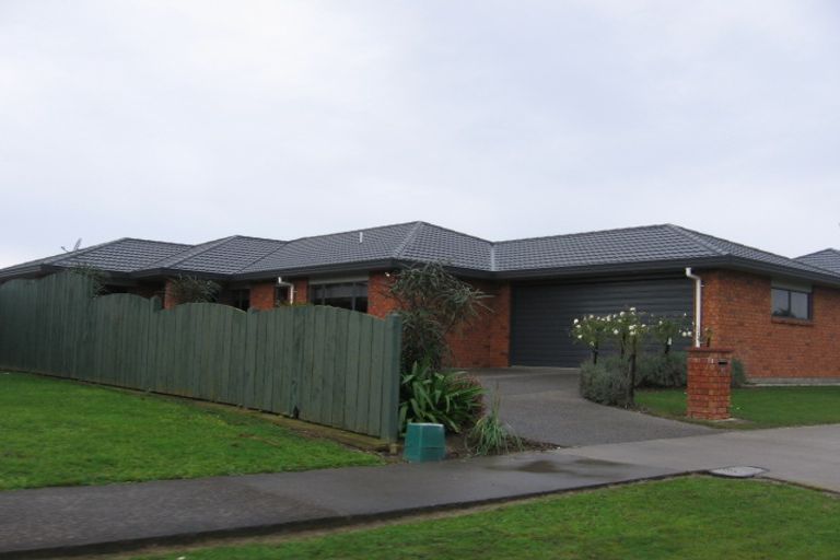 Photo of property in 90 Roberts Line, Kelvin Grove, Palmerston North, 4414