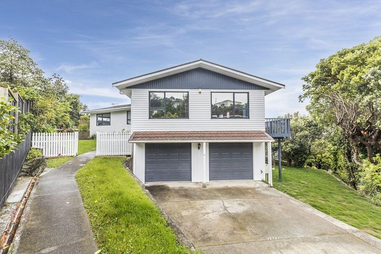 Photo of property in 15 Truro Road, Camborne, Porirua, 5026