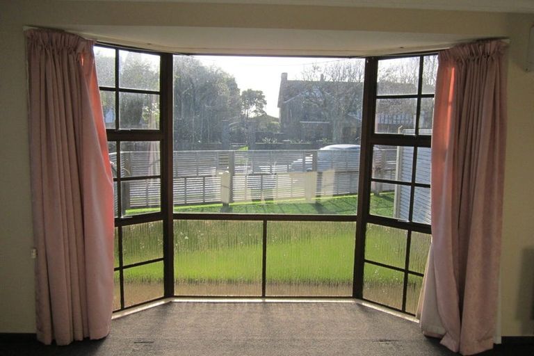 Photo of property in 50 Highbury Drive, Levin, 5510