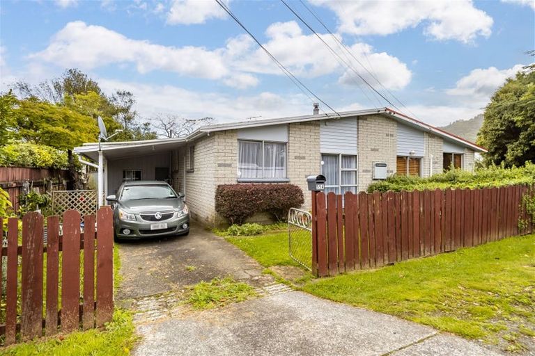 Photo of property in 55a Totara Park Road, Clouston Park, Upper Hutt, 5018