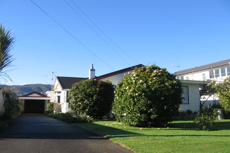 Photo of property in 16 Kauri Street, Woburn, Lower Hutt, 5011