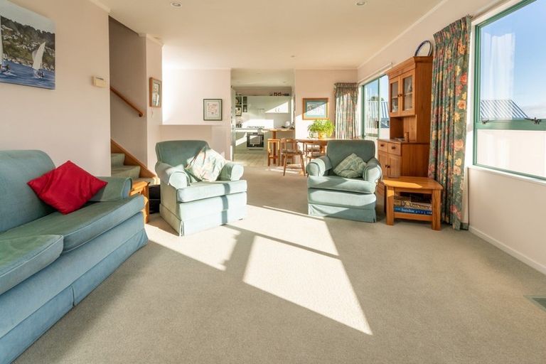 Photo of property in 2/83 Townsend Road, Miramar, Wellington, 6022