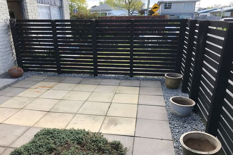 Photo of property in 2/14 Church Square, Addington, Christchurch, 8024