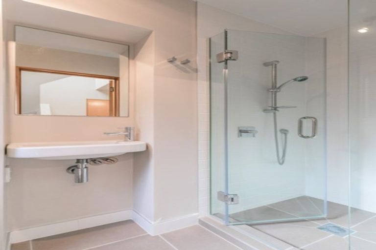 Photo of property in 2/60 Centorian Drive, Windsor Park, Auckland, 0632