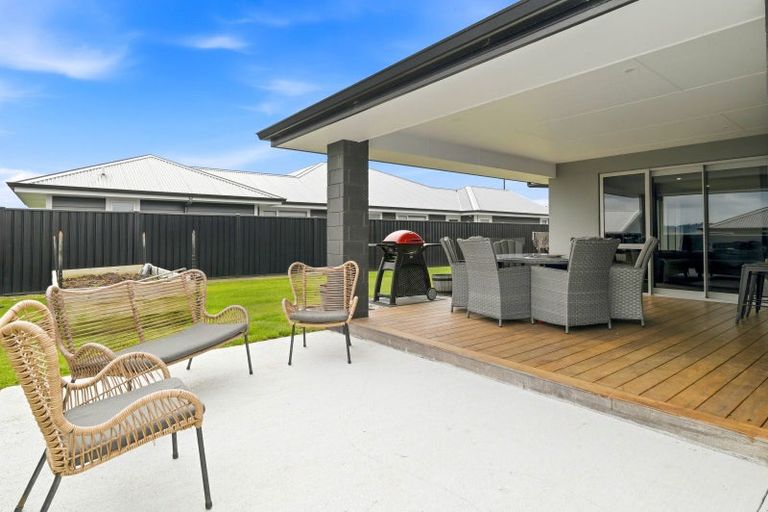 Photo of property in 121 Harakeke Drive, Wharewaka, Taupo, 3330