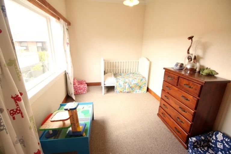 Photo of property in 135 Astley Avenue, New Lynn, Auckland, 0600
