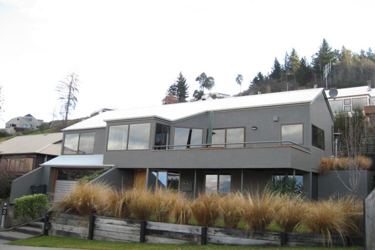 Photo of property in 82 Panorama Terrace, Queenstown, 9300
