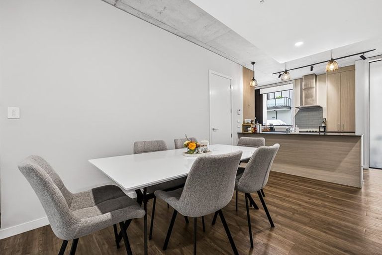 Photo of property in 11/4161 Great North Road, Glen Eden, Auckland, 0602