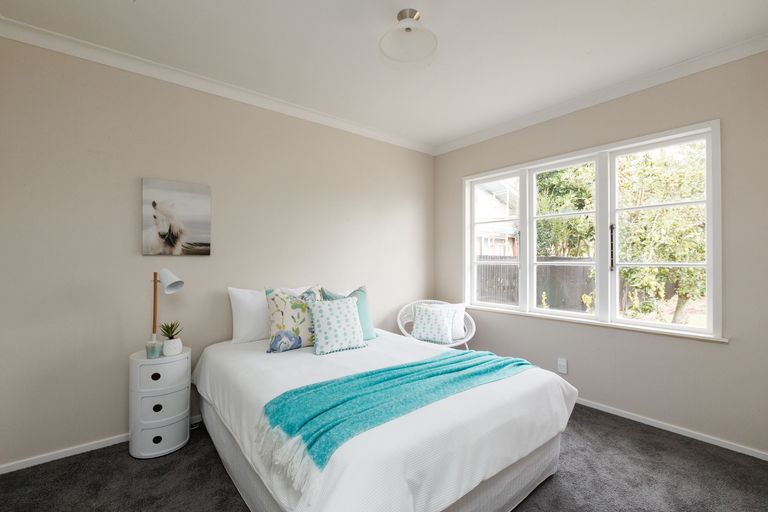 Photo of property in 394 Ruahine Street, Terrace End, Palmerston North, 4410