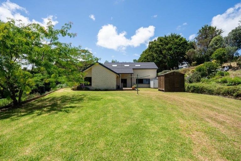 Photo of property in 87 Hurndall Street East, Maungaturoto, 0520