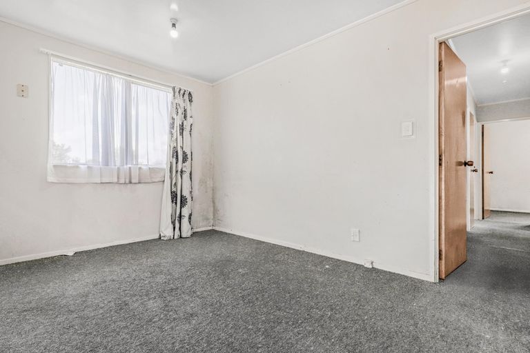 Photo of property in 1/14 Etherton Drive, Weymouth, Auckland, 2103