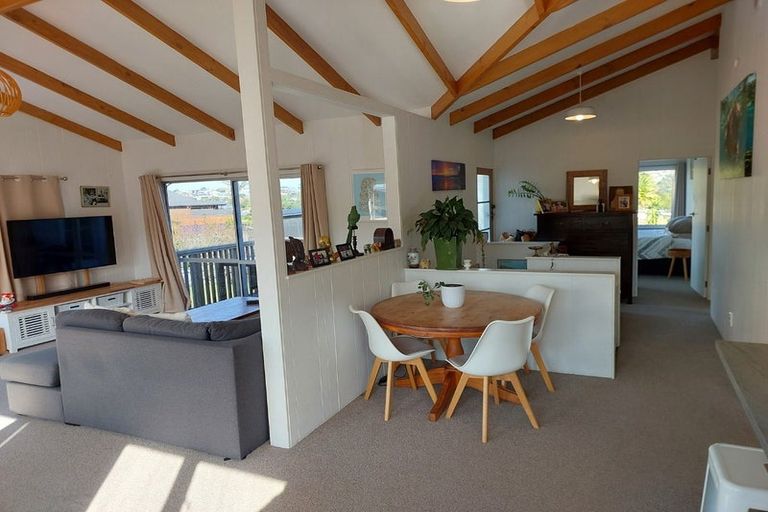 Photo of property in 10 Rawhiti Road, Manly, Whangaparaoa, 0930