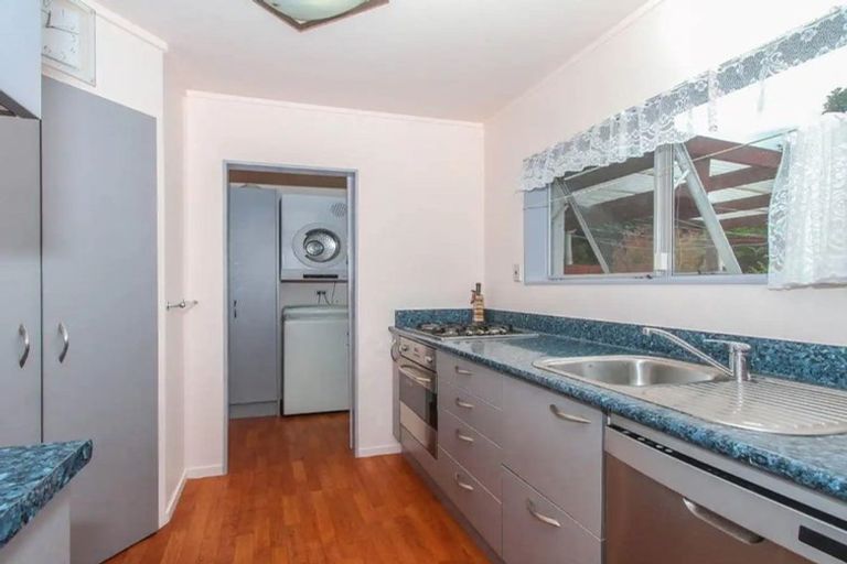 Photo of property in 1/39 Seabrook Avenue, New Lynn, Auckland, 0600