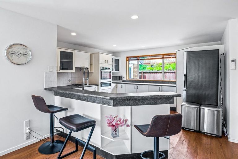 Photo of property in 19 Courtfield Close, Parklands, Christchurch, 8083