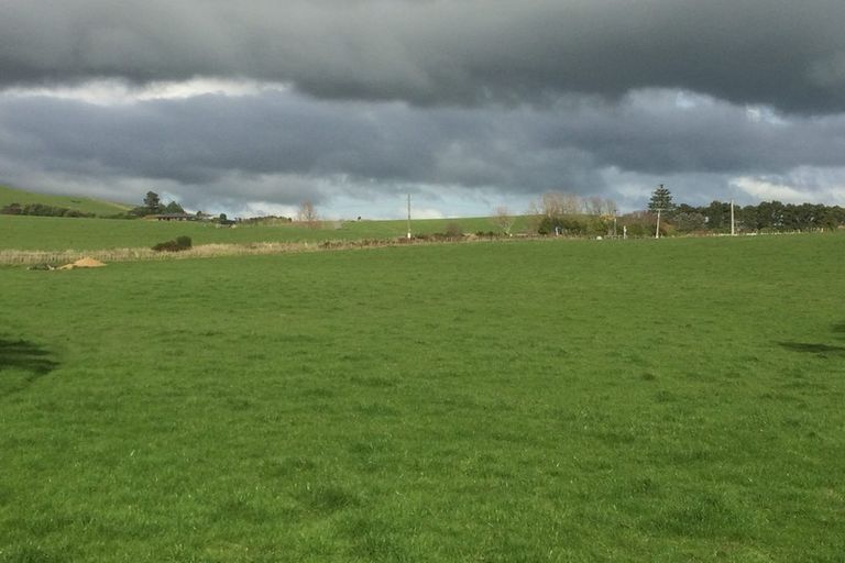 Photo of property in 2 Fern Road, Mangatangi, Mangatawhiri, 2473