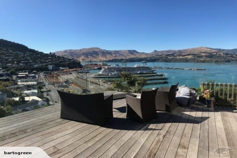 Photo of property in 9 Ticehurst Road, Lyttelton, 8082