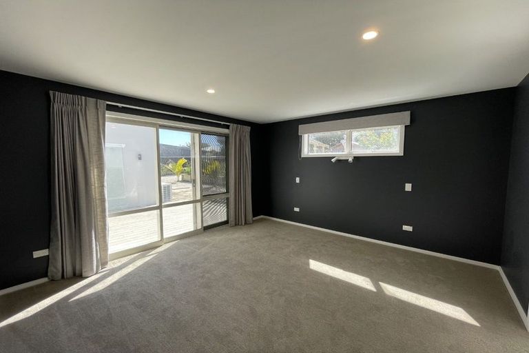 Photo of property in 37 Pohutukawa Drive, Eskdale, Napier, 4182