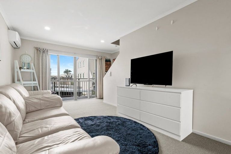 Photo of property in 5/289 Shirley Road, Papatoetoe, Auckland, 2025